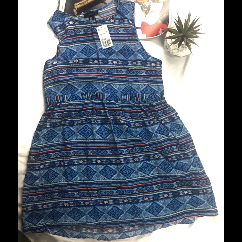 Forever 21 | Flowy Dress| NWT| Size Small